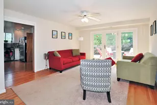 4306 Kentbury Dr, Bethesda, MD 20814 - Photo 10