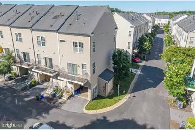 22520 Phillips Street #401, Clarksburg, MD 20871 - Photo 8