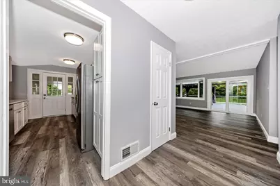 12117 Sunnyview Drive, Germantown, MD 20876 - Photo 4