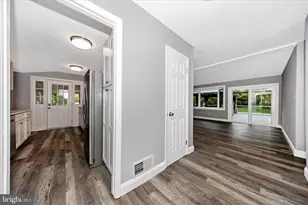 12117 Sunnyview Dr, Germantown, MD 20876 - Photo 4