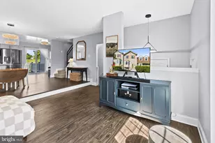 25 Hunters Gate Ct, Silver Spring, MD 20904 - Photo 14