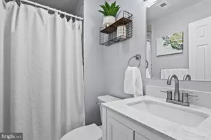 25 Hunters Gate Ct, Silver Spring, MD 20904 - Photo 20