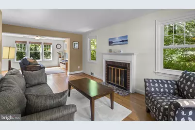 213 Crestmoor Circle, Silver Spring, MD 20901 - Photo 4