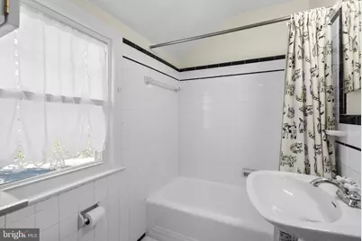 213 Crestmoor Circle, Silver Spring, MD 20901 - Photo 16
