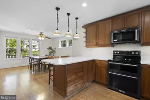 213 Crestmoor Cir, Silver Spring, MD 20901 - Photo 12