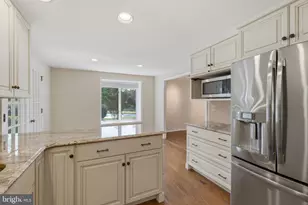 1429 Longhill Dr, Rockville, MD 20854 - Photo 18