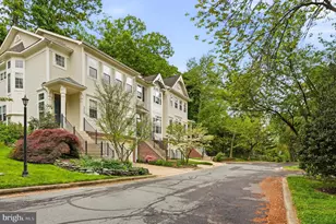 3326 Mills Crossing Pl, Kensington, MD 20895 - Photo 2