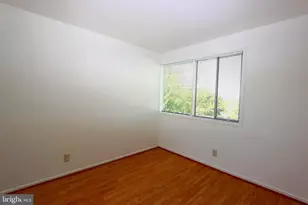 160 Talbott St, Rockville, MD 20852 - Photo 12