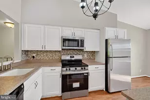 15 Pickering Ct, Germantown, MD 20874 - Photo 6