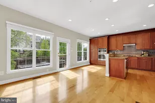 10312 Potomac Corner Dr, Rockville, MD 20850 - Photo 12