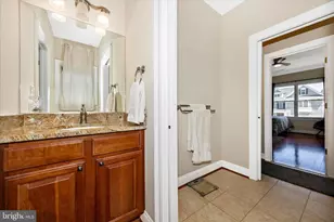 10502 Parkwood Dr, Kensington, MD 20895 - Photo 32