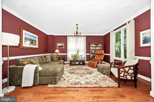10502 Parkwood Dr, Kensington, MD 20895 - Photo 14