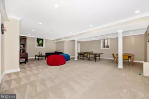 10502 Parkwood Dr, Kensington, MD 20895 - Photo 38