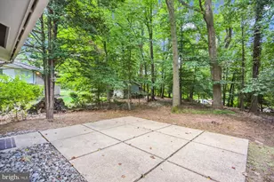 8206 Stone Trail Dr, Bethesda, MD 20817 - Photo 14