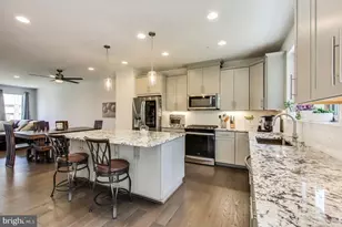 5004 Oakmoore Dr, Rockville, MD 20852 - Photo 2