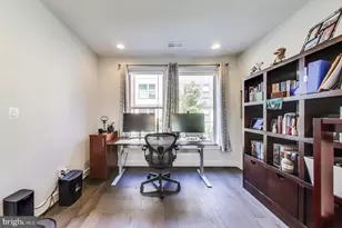 5004 Oakmoore Dr, Rockville, MD 20852 - Photo 8