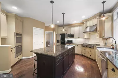 4012 Thistlebridge Way, Rockville, MD 20853 - Photo 8