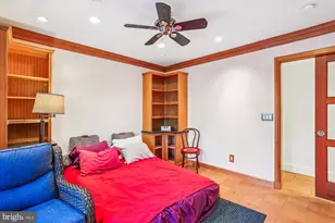 921 Prospect St, Takoma Park, MD 20912 - Photo 14