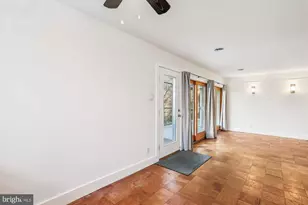 921 Prospect St, Takoma Park, MD 20912 - Photo 6
