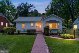 8 Oak Ave, Gaithersburg, MD 20877 - Photo 2