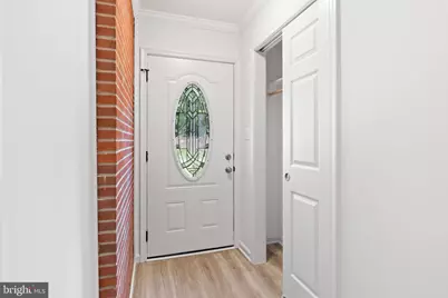 8 Oak Avenue, Gaithersburg, MD 20877 - Photo 4