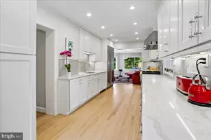 139 Hesketh St, Chevy Chase, MD 20815 - Photo 4