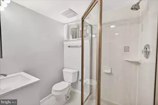 11905 Hunters Ln, Rockville, MD 20852 - Photo 30