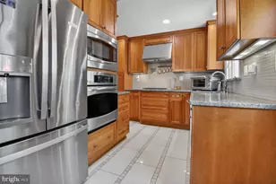 5505 McKinley St, Bethesda, MD 20817 - Photo 12