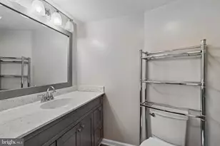 15107 Interlachen Dr, Silver Spring, MD 20906 - Photo 10