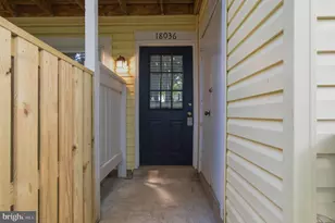 18036 Rolling Meadow Way, Olney, MD 20832 - Photo 2