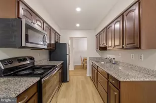 18036 Rolling Meadow Way, Olney, MD 20832 - Photo 12