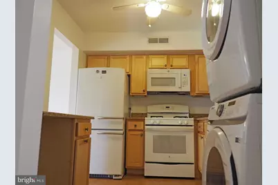 10 Monroe #302, Rockville, MD 20850 - Photo 8