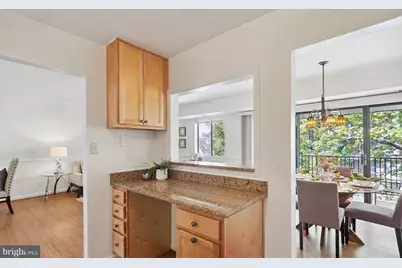 10 Monroe Street #302, Rockville, MD 20850 - Photo 10