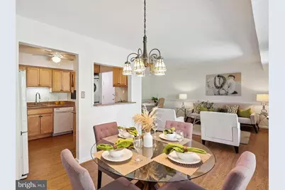 10 Monroe Street #302, Rockville, MD 20850 - Photo 8