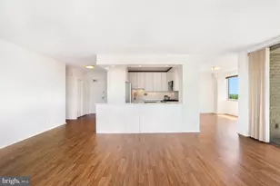 5500 Friendship Blvd, Chevy Chase, MD 20815 - Photo 14