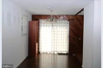 12010 Ashley Drive SE, Rockville, MD 20852 - Photo 2