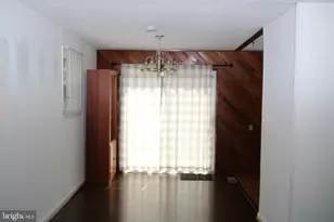12010 Ashley Dr SE, Rockville, MD 20852 - Photo 2