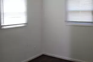 12010 Ashley Dr SE, Rockville, MD 20852 - Photo 10
