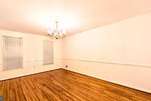 8835 Tuckerman Ln, Potomac, MD 20854 - Photo 6