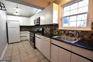 10118 Cedar Ln, Kensington, MD 20895 - Photo 8