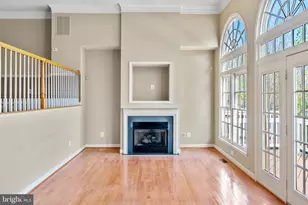 307 Oak Knoll Terrace, Rockville, MD 20850 - Photo 4