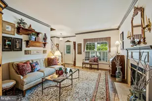 8929 Colesville Rd, Silver Spring, MD 20910 - Photo 12