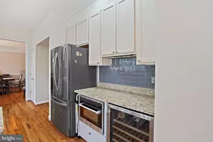 23816 Echo Creek Ct, Gaithersburg, MD 20882 - Photo 12