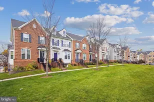 11672 Emerald Dr, Clarksburg, MD 20871 - Photo 2