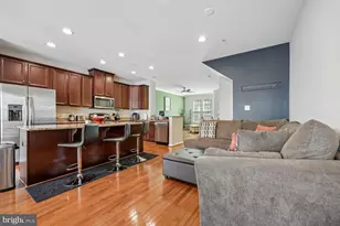 11672 Emerald Dr, Clarksburg, MD 20871 - Photo 12