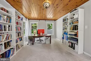 10410 Gary Rd, Potomac, MD 20854 - Photo 18