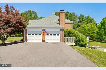 23021 Wild Hunt Drive, Gaithersburg, MD 20882 - Photo 4