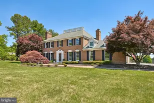 23021 Wild Hunt Dr, Gaithersburg, MD 20882 - Photo 2