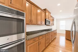 184 Autumn View Dr, Gaithersburg, MD 20878 - Photo 8