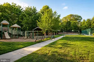 184 Autumn View Dr, Gaithersburg, MD 20878 - Photo 40